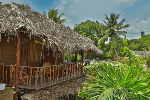 Coco Palm Villa and Cabanas - Photo5