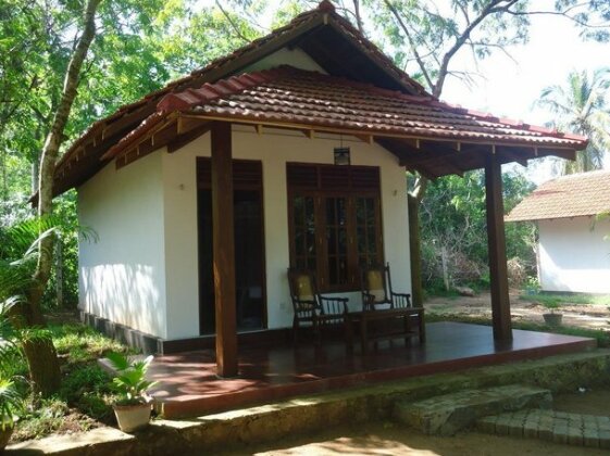 King's Elephant Cabanas & Restaurant - Photo2