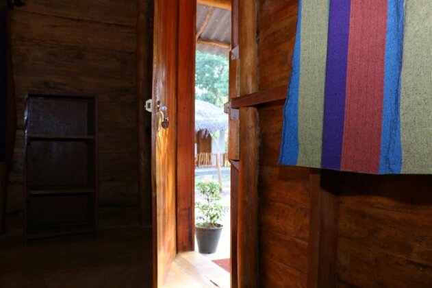 Neem Jay Beach Cabanas - Photo3