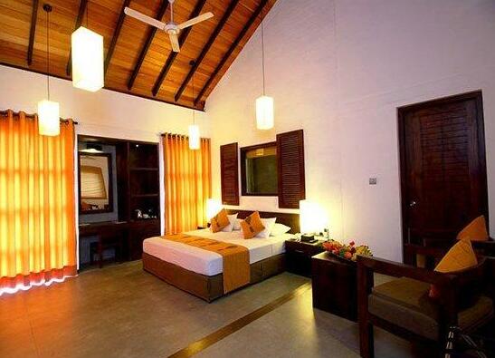 Chaarya Resort & Spa by Chandrika - Photo2
