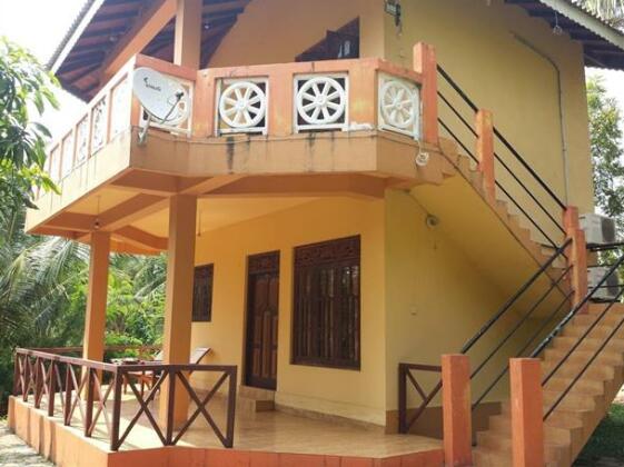 Lake View Cottage
