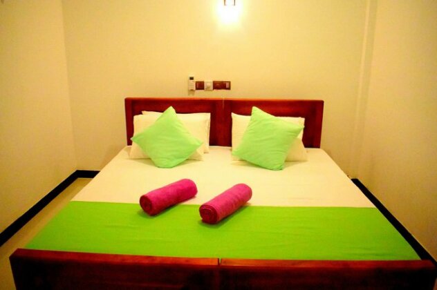 Savindu Guest Inn - Photo4