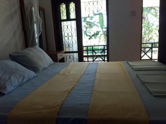 Traveller's Home Hotel - Photo5