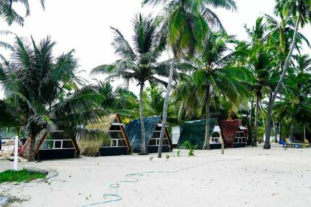 Alfresco Beach Hotel - Photo4
