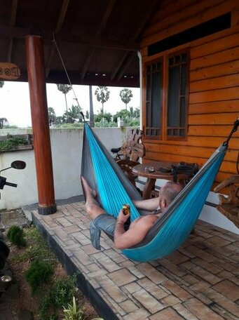 Dot's Bey Beach Cabana - Photo3