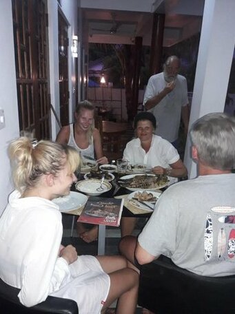 Surf Reef Dive Beach Palace - Photo4