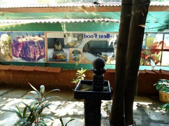 Triinco Huts - Photo2