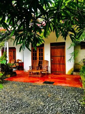 Dinesh Safari Resort
