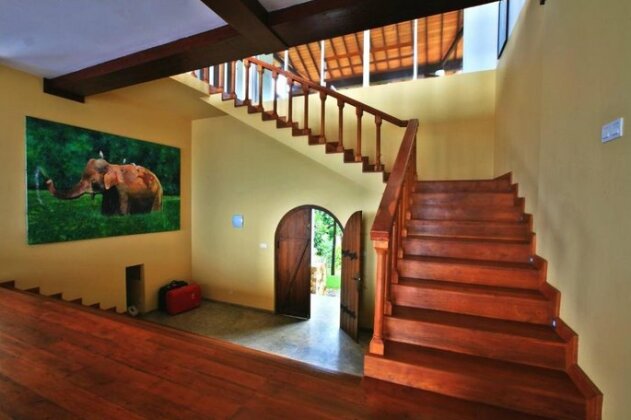 Land's End Villa - Photo4