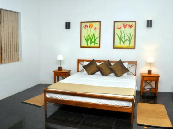 Off Rocks Villa Unawatuna - Photo4