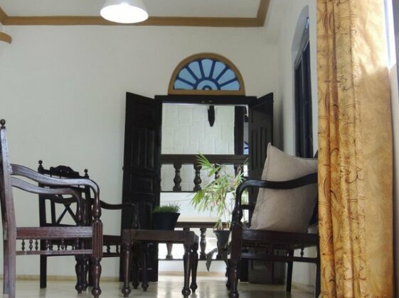 OYO 297 Manidi Villa - Photo2