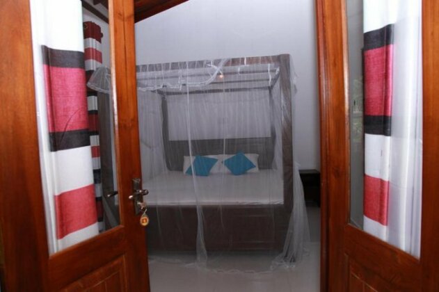 Submarine Rest - Photo4