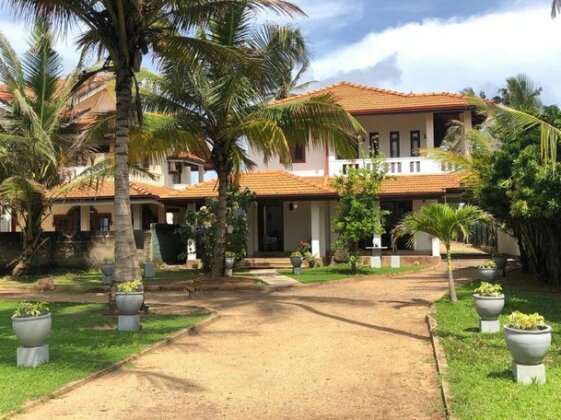 C J Beach Resort - Photo5