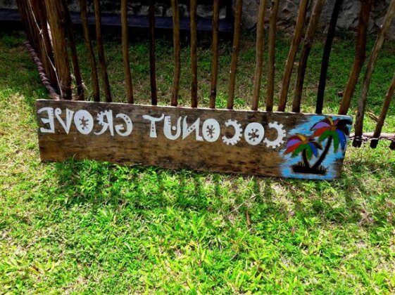 Coconut Grove - Midigama - Photo2