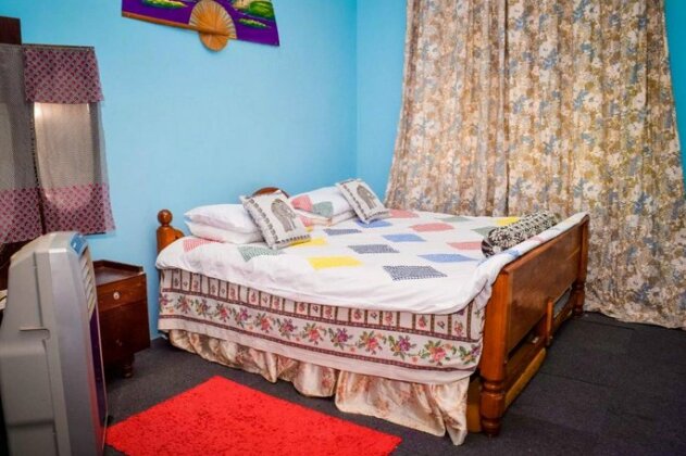 Daya Rest Inn - Photo2