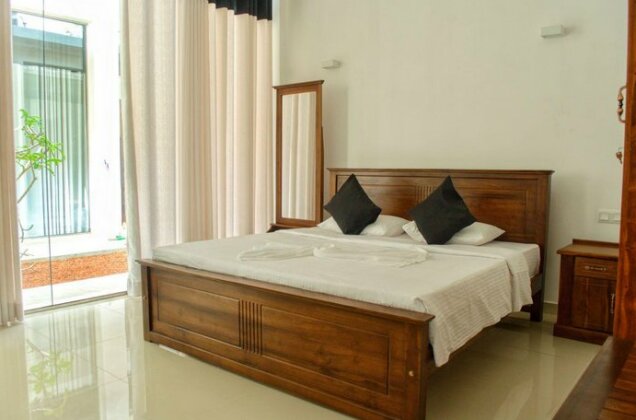 When in Weligama - Photo3