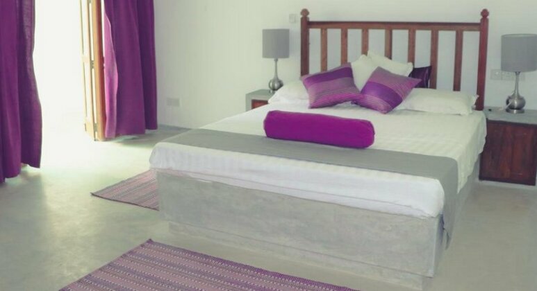Nilla Weligama - Photo5
