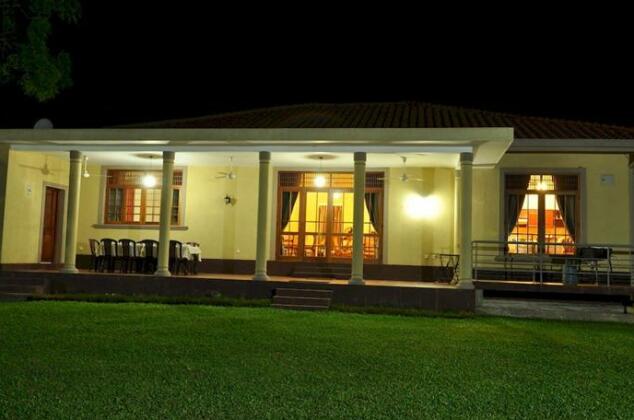 Lake View Bungalow Yala - Photo2