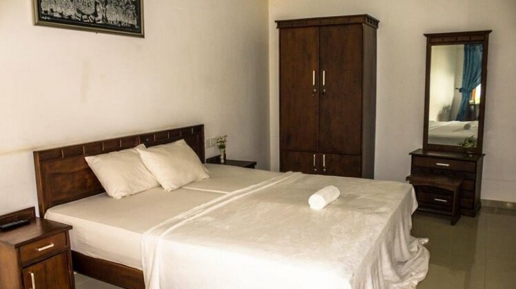 Wewa Addara - Photo5