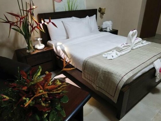 Murex Plaza Hotel & Suites - Photo2