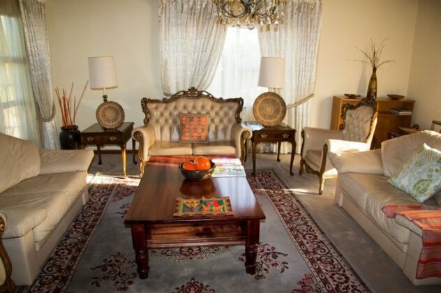 Phokeng Gardens Bed and Breakfast - Photo4