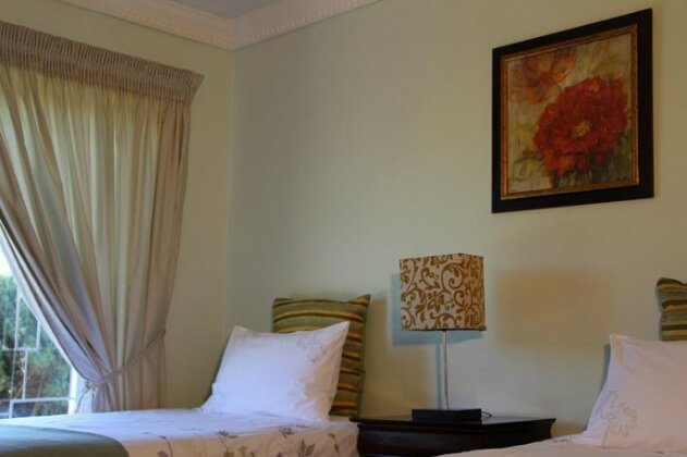Phokeng Gardens Bed and Breakfast - Photo5