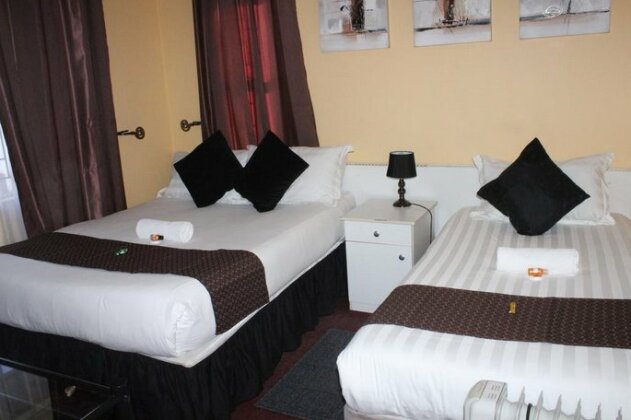 Phomolo Guest House - Photo5
