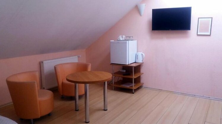 Motelis Saurida Joniskis - Photo3
