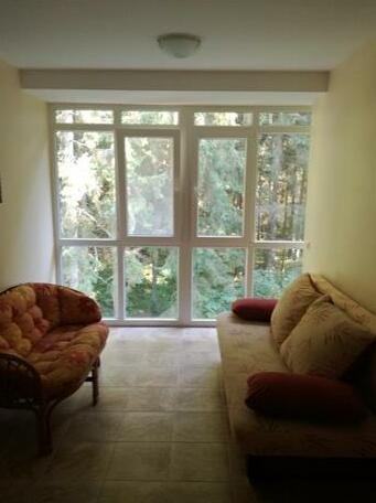 Family-friendly 2 rooms apartment with view to a forest - Photo5