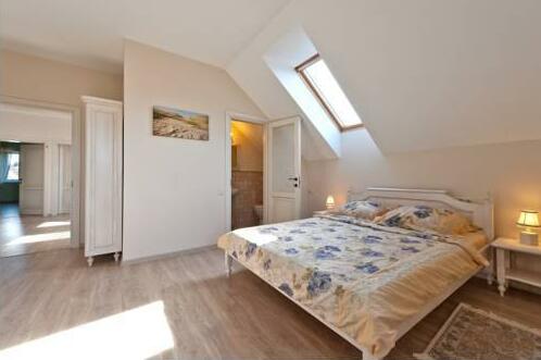 Karkles Villa - Photo3
