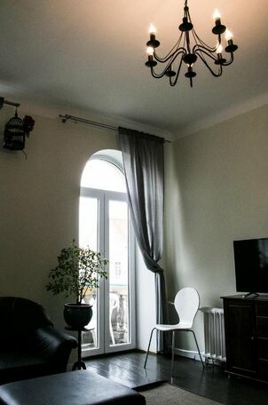 Classy green Old town apartment - Photo2