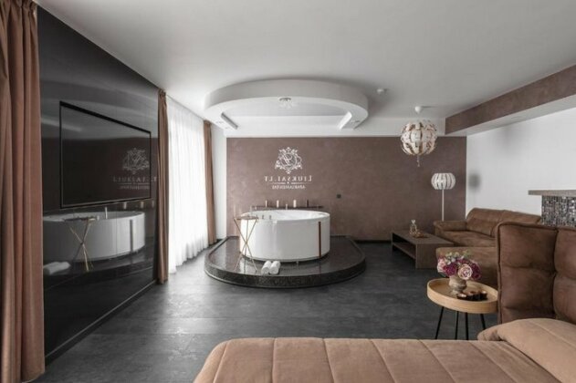 Panorama-27 Jacuzzi Apartment - Photo4
