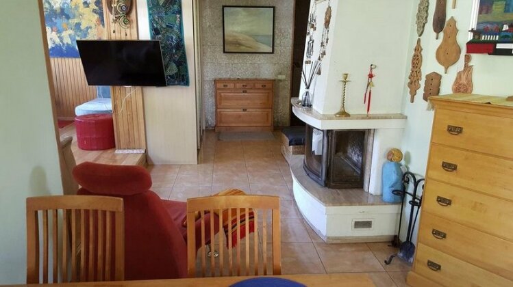Nidos Rojus - Photo4