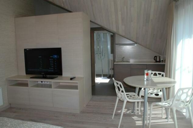 Vila Lotmiskis - Photo3