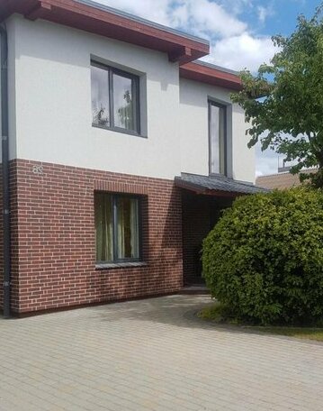 B&B Saulegraza