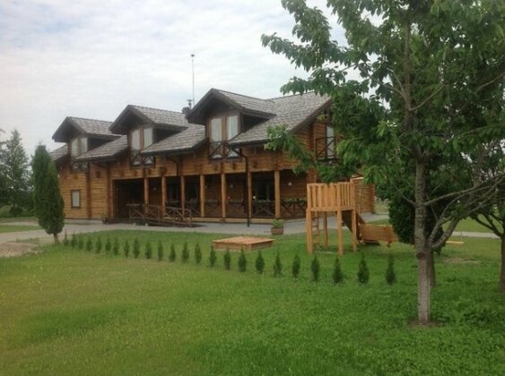  Photo 1