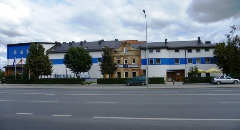 Hotel Tomas - Photo2
