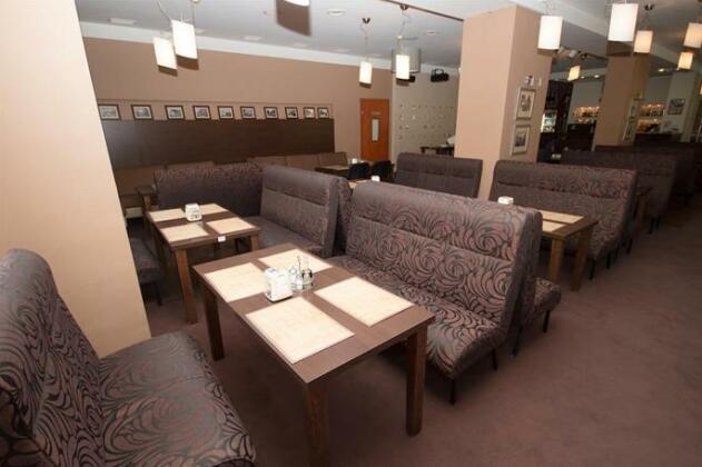 Deims Hotel - Photo2