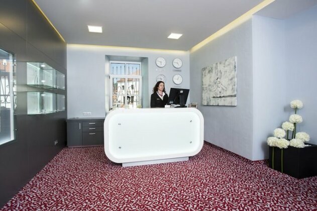 Mabre Residence - Photo2