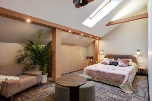 Old Town Trio Apartments - Photo4
