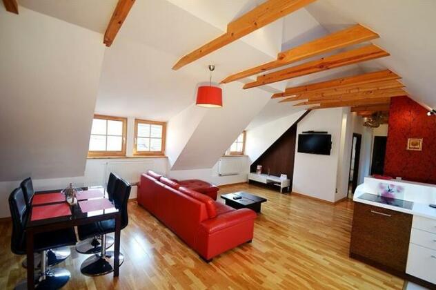 Rentida Apartments - Photo5