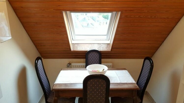 Guest House Close To Train Station - Photo4