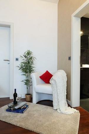 The Queen Luxury Apartments - Villa Giada - Photo5