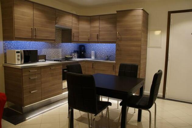 The Queen Luxury Apartments - Villa Serena - Photo2