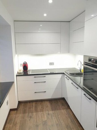 MARBEO 5 star luxury suites - Elkonu - Photo3