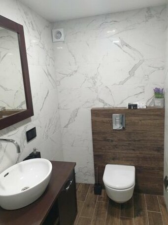 MARBEO 5 star luxury suites - Elkonu - Photo4