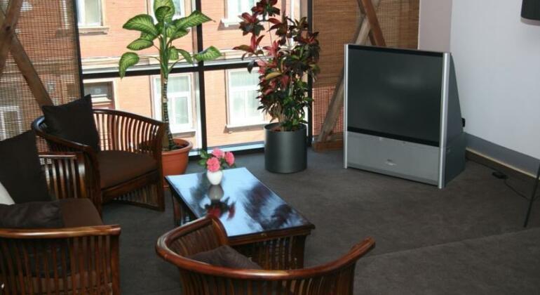 Porins Hotel - Photo4
