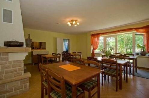 Romance Guesthouse Kandava - Photo4