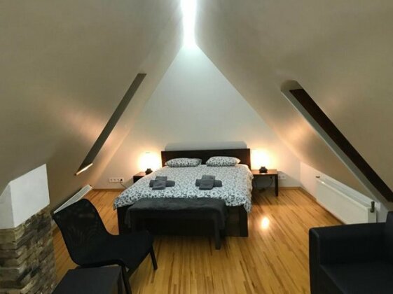 Doma square Penthouse in the heart of Old Town