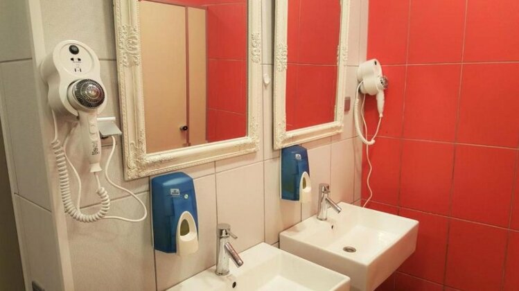 Martas Street Hostel - Photo4